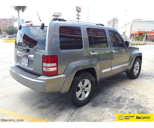 Jeep Cherokee Limited 2009