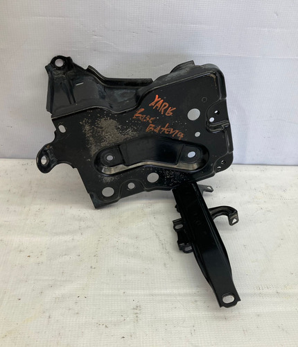 Base De Batería Toyota Yaris 1.5 07-11 (Usado)