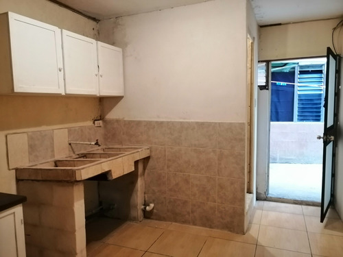 Mini Apartamento En La Lima Frente Al Moll Paseo Metropoli