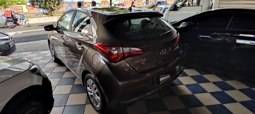 Hyundai Hb20 2017 1.0 Comfort Plus Flex 5p
