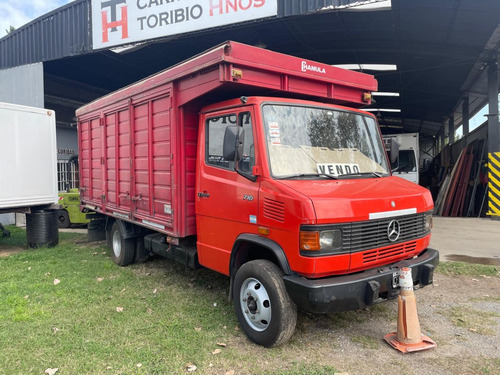 Mercedes-benz 710 Caja Tipo Todo Puerta
