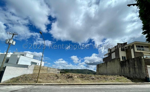 Terreno De 820 Mts 2 Ubicado En Alto Hatillo, En Venta. Ch.