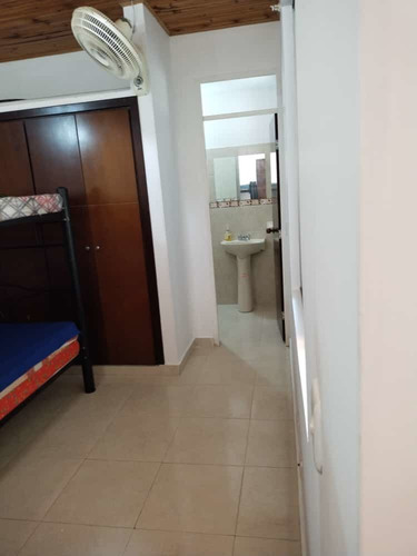 Imagen 11 de 14 de Hermosa Casa Esquinera En Zona Del Valorización