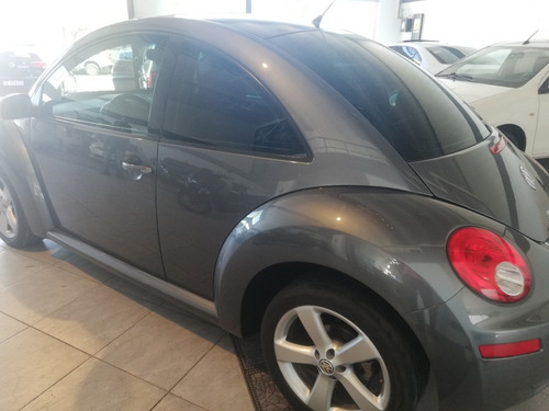 Volkswagen New Beetle 2.5 Sport Modelo 08