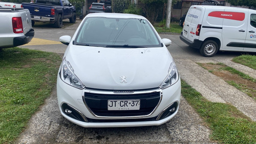 Peugeot 208 Active Pack 1.6 Hdi 92hp