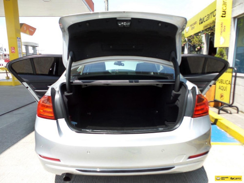 Imagen 12 de 25 de Bmw 320 I Sport Line