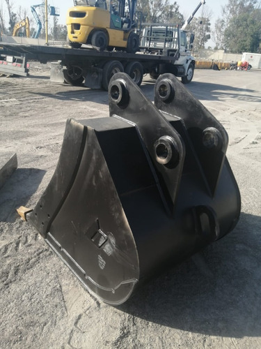 Imagen 4 de 7 de 05) Cucharon Nuevo De 107 Cm Para Excavadora Cat 320