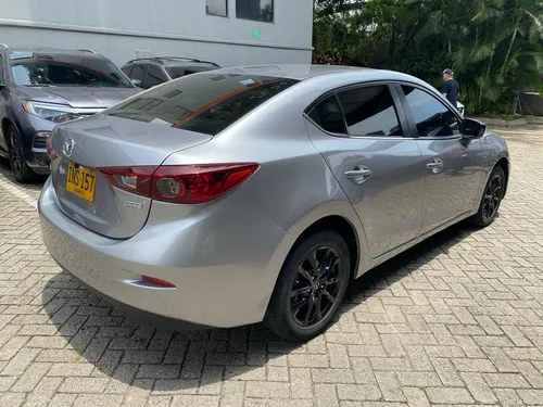Mazda 3 2.0 Prime At