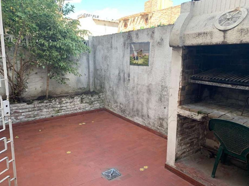 Imagen 5 de 14 de Departamento Tipo Casa En Venta En Lanus Este