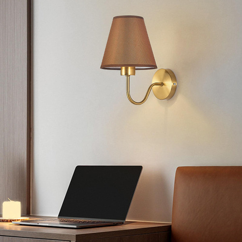 Li Lámpara De Pared Moderna Con Pantalla De Lámpara