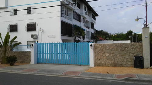 Alquiler Apartamento Amueblado Exclusiva Zona De Juan Dolio