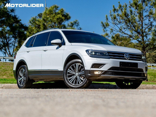 Imagen 14 de 15 de Volkswagen Tiguan Highline Extra Full | Permuta / Financia