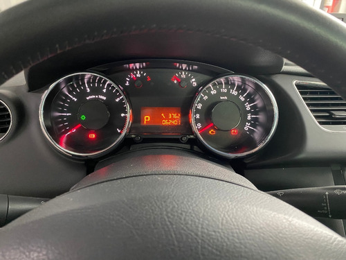 Imagen 11 de 20 de Peugeot 3008 1.6 Feline Tiptronic Du