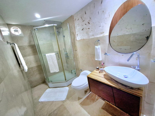 Vendo Apartamento En Urbanización Real Cerca Del Bravo