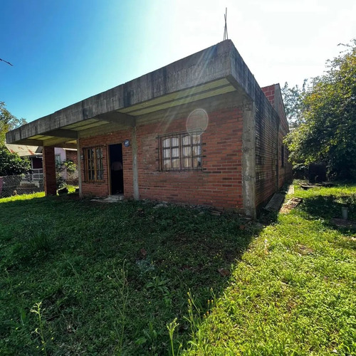 Casa En Venta En Wanda, Misiones.