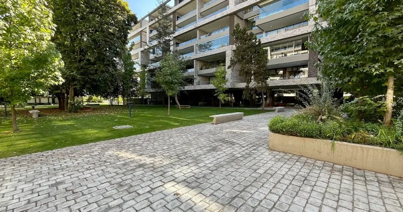 Imagen 1 de 25 de Exquisito Departamento 2d+2b En La Dehesa En Venta