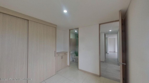 Imagen 3 de 21 de Vendo Apartamento En Ditaires(itagui) C.m 22-3303