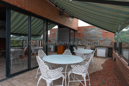 Apartamento En Venta En Colinas De Valle Arriba Mls #24-20542