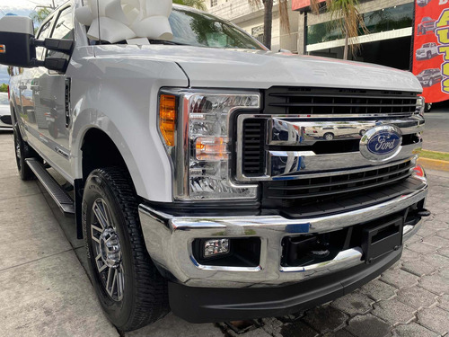 Imagen 3 de 15 de Ford F-250 2017 6.7l Super Duty Cab Dob Diesel 4x4 At
