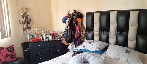 Apartamento En Venta En El Centro De Caracas