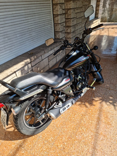 Imagen 12 de 16 de Bajaj Avenger Street 220