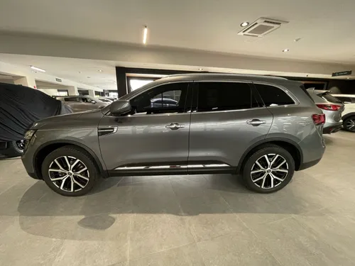 Renault Koleos 2.5 Intens 4X4 Bose