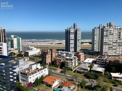Apartamento En Venta Y Alquiler Torre Manhattan. Punta Del Este. Aidy Gril.