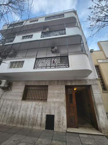 Departamento En Venta En Jose Marti Al 100, Flores