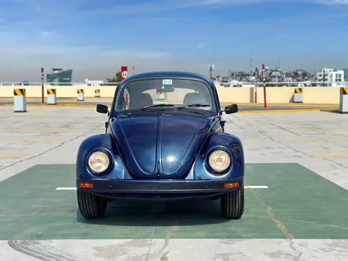 Volkswagen Sedan 2000