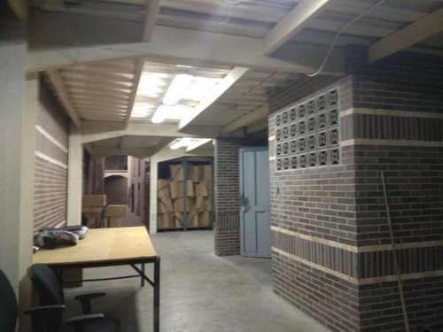 Imagen 13 de 21 de Galpón En Venta En Guaicaipuro Rah 21-16630