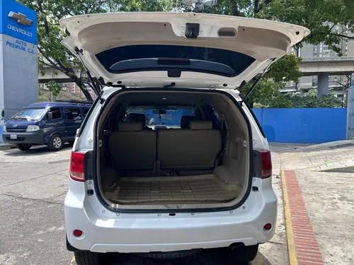 Toyota Fortuner Sr5 2008