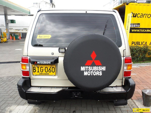 Mitsubishi Montero Hardtop