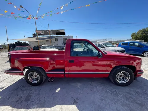 Chevrolet Cheyenne 5.3 2500 Cab Reg Paq N 4x2 Mt