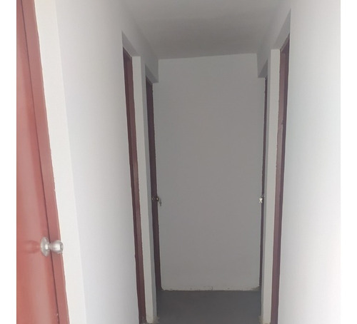 Imagen 3 de 10 de En Venta Casa Amplia En Carabayllo Urb. Santa Isabel