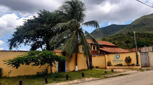 Imagen 1 de 14 de Deseas Invertir En El Turismo Margariteño. En Playa Guacuco, Tenemos Una Posada Con Alto Potencial Para Su Desarrollo.