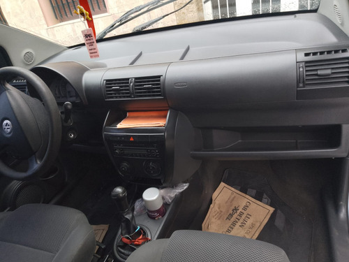 Volkswagen Fox 1.6 Trendline 3 p