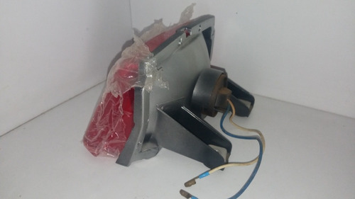 Imagen 2 de 2 de Luz De Stop, Mod. Empíreo Horse