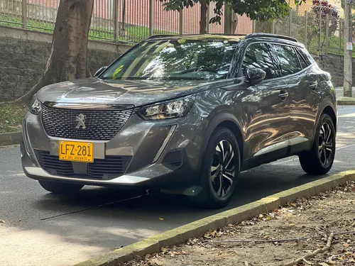 Peugeot 2008 1.2 Allure