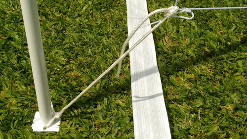 Imagen 4 de 9 de 2 Parantes Postes De Acero Para Armar Cancha Futbol Tenis