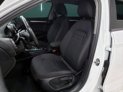 Imagem 8 de 16 de Audi A3 Sedan 1.4 Tfsi Ambiente Flex 2015 2016 2017