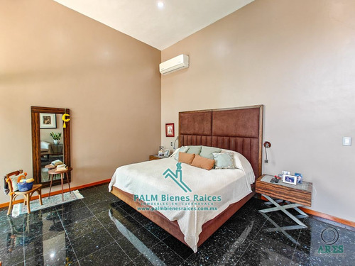 Sumiya Casa Sola En Equina Con Alberca 3 Recámaras, 4 Baños, 2 Autos