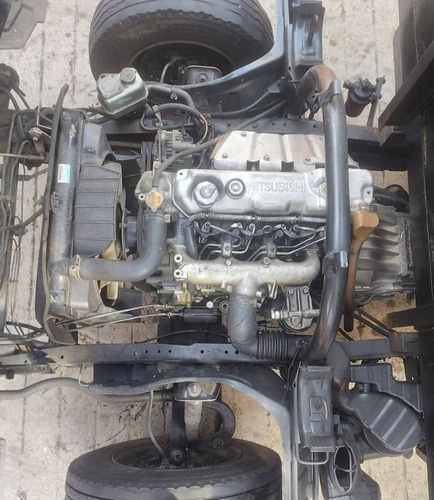 Imagen 11 de 12 de Mitsubishi Canter