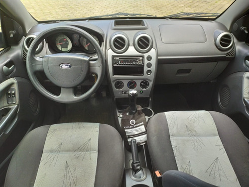 Ford Fiesta 1.6 Mpi Hatch 8v Flex 4p Manual