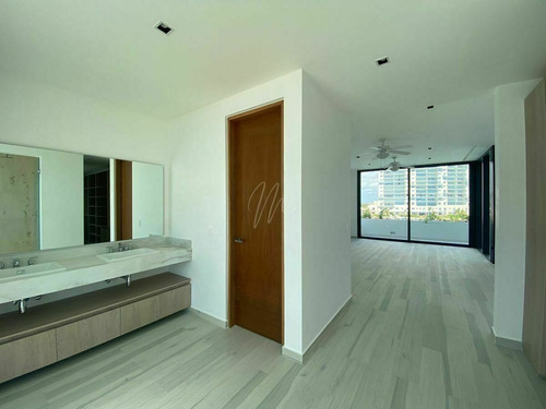 Imagen 30 de 30 de Casa En Venta En Cancun La Marina, Puerto Cancun