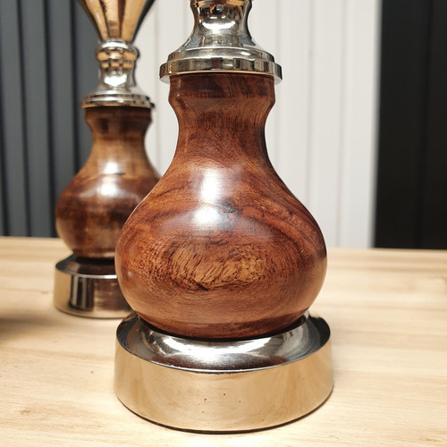 Piezas Decorativas Ajedrez Rey, Alfil Y Caballo Madera Y Met