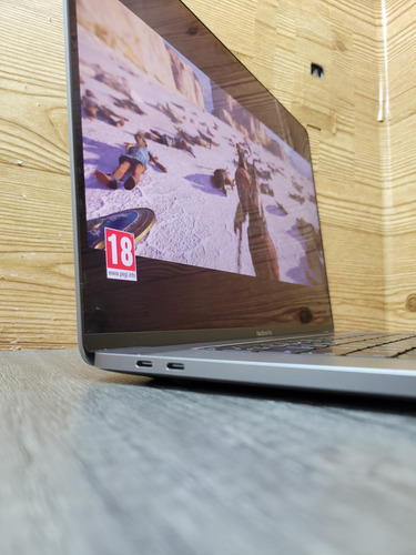 Macbook Pro 2019 A2141 Intel I9 32gb Ram 500gb Ssd Gris (Reacondicionado)