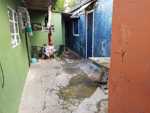 Imagen 4 de 7 de Casa + 2 Aptos A La Venta A 5 Cuadras De 8 De Octubre