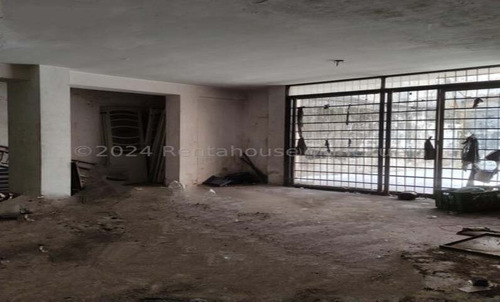 Amplia Mezzanina En Alquiler En Pleno Centro De Petare Ideal Para Manufactura-empredimiento Nb 4-19254