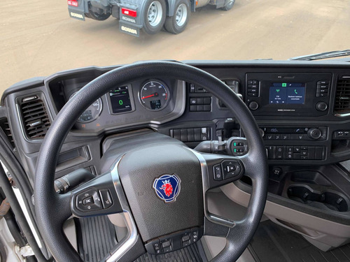 Scania R450 6x2
