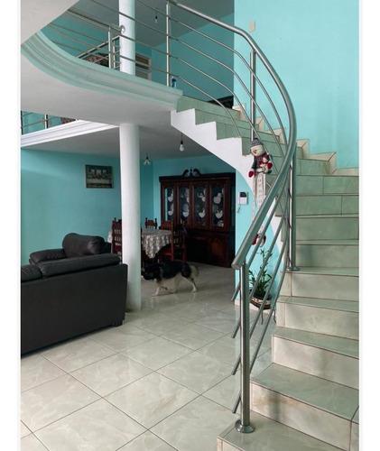 Casa En Venta En Vasco De Quiroga, Morelia, Michoacán De Ocampo C.p. 58230
